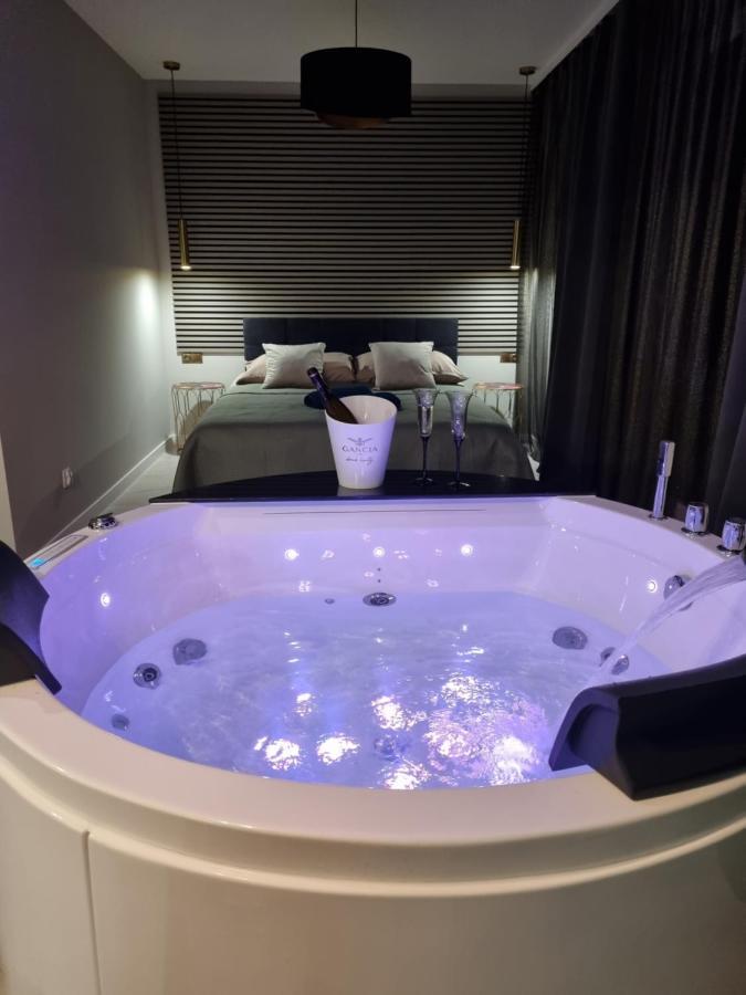 Apartament Jacuzzi Cracóvia Exterior foto